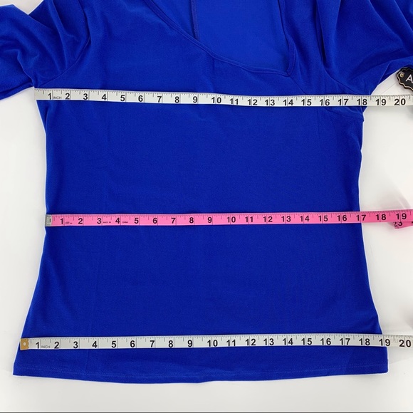 AUW NWT Blue Asymmetrical Neck 3/4 sleeve Top, Medium - Picture 14 of 16